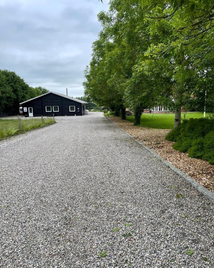 Lantgård Stald Saga *