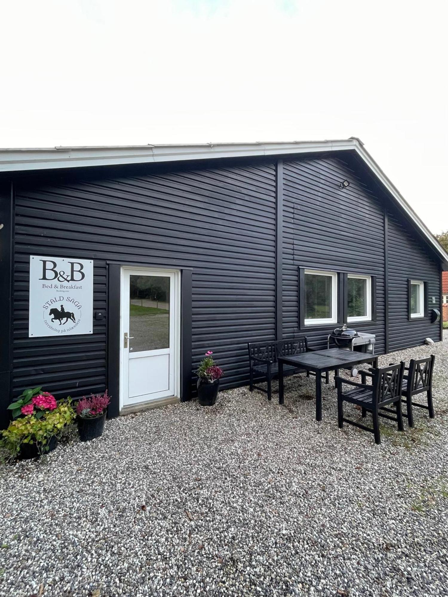 Stald Saga Farm stay *